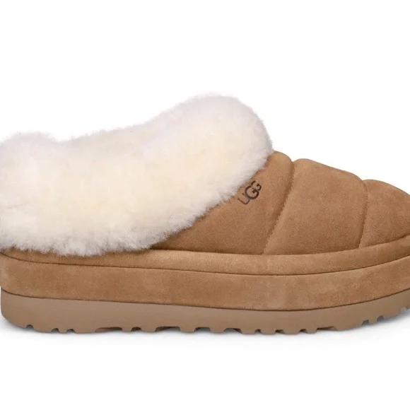 Ugg tazz Slippers with Cream Fur Lining - Picture 3 of 4